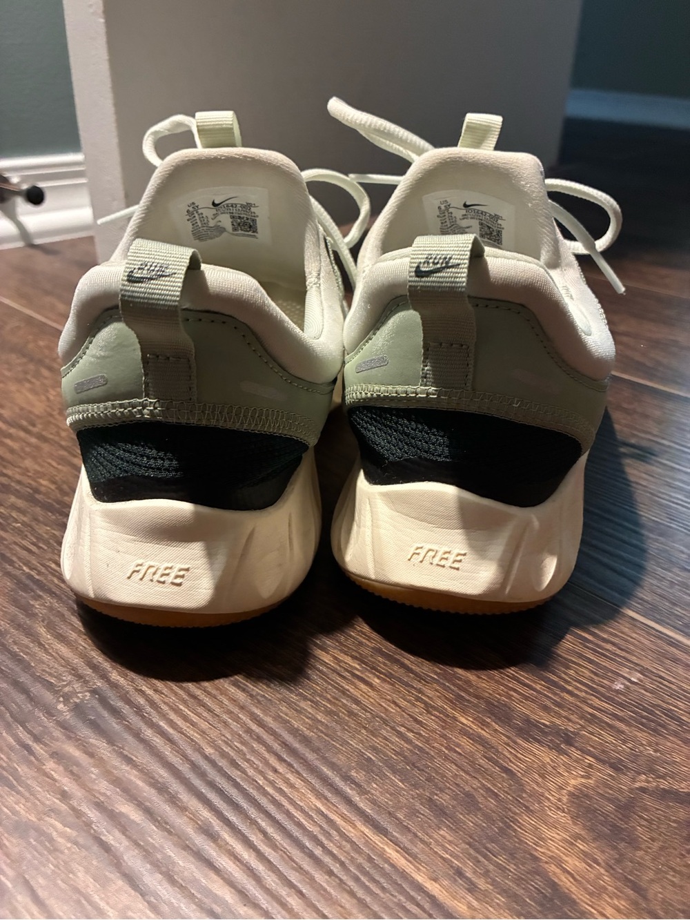 Nike Free - Picture 4 of 5